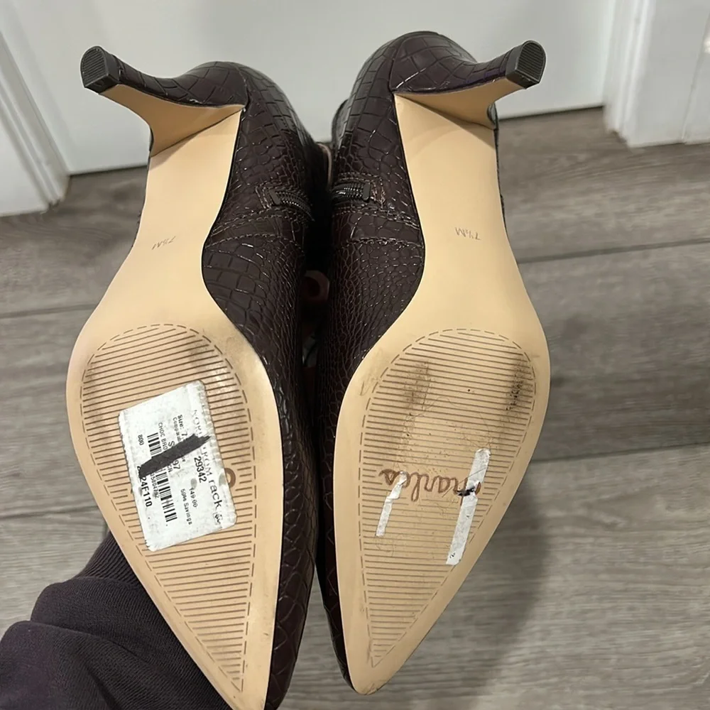 Charles by CD Arlie Croc Pointed Toe Boot - Picture 8 of 8